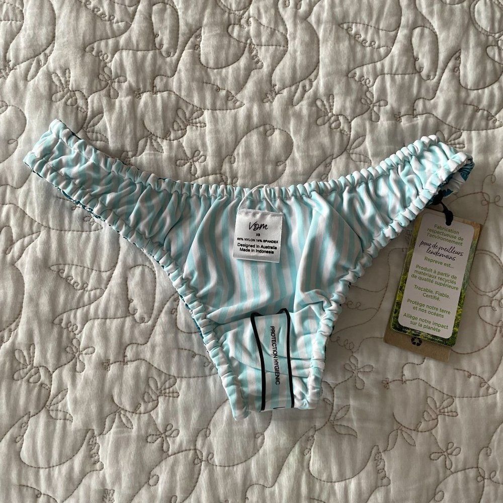 VDM x Revolve Stevie Reversible Blue Floral Stripe Bikini Bottom XS NWT‎ - Picture 4 of 5